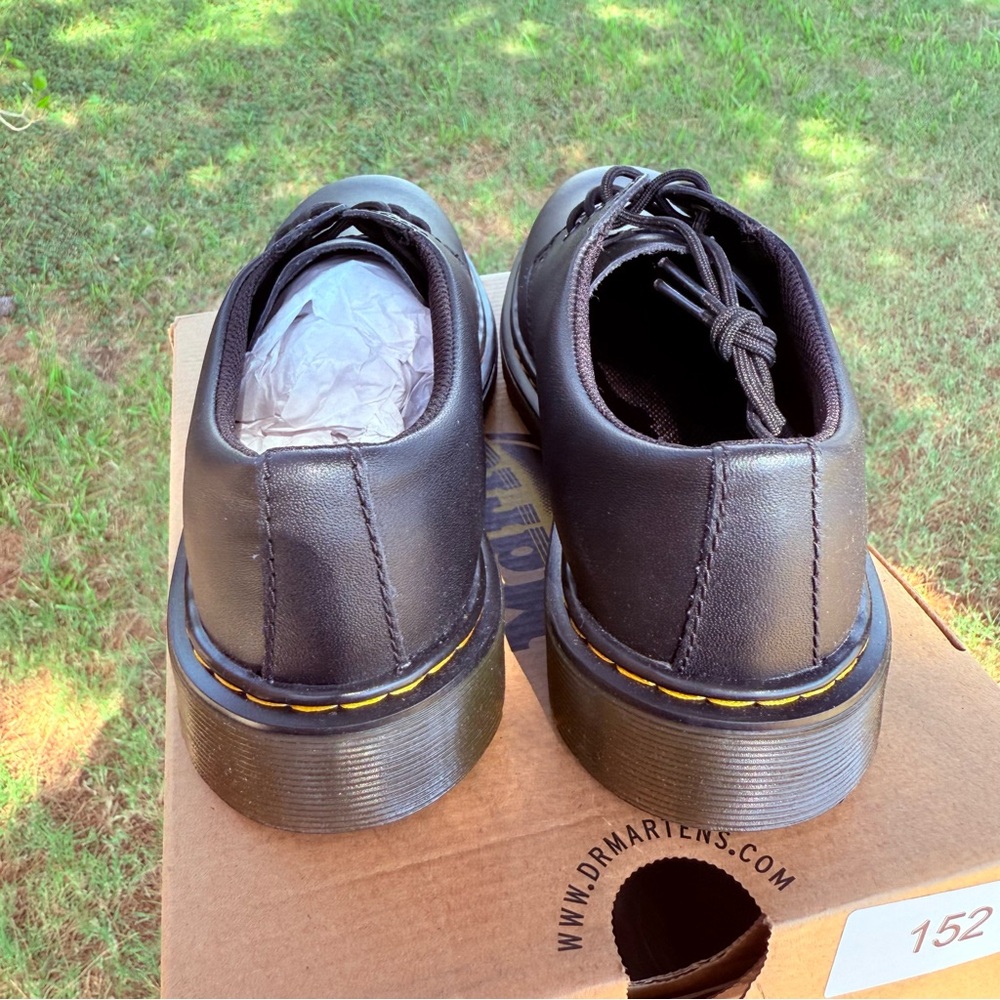 NEW! Dr. Martens 1461 Smooth Black Leather Oxford Shoes, Men’s 6, Women’s 7 - Picture 8 of 9